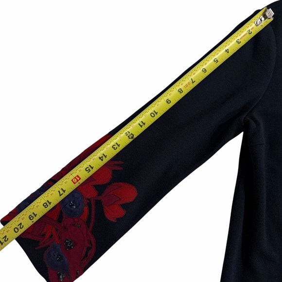 TORY BURCH Lisanne Purple Red Beaded Artsy Floral Appliqué Navy 3/4 Top Sweater - Picture 11 of 15